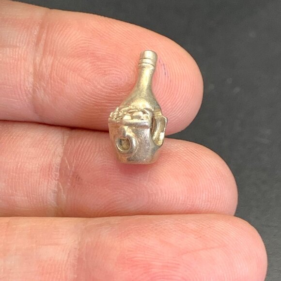 VTG Solid Sterling Silver 925 Chilled Wine Slide Charm Size 0.5" Length - Picture 10 of 10